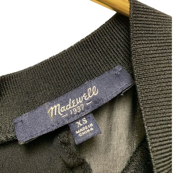 Madewell‎ 100% Silk Sleeveless Tank Top Size XS Zip Back Swing Flowy Fit - Picture 7 of 8